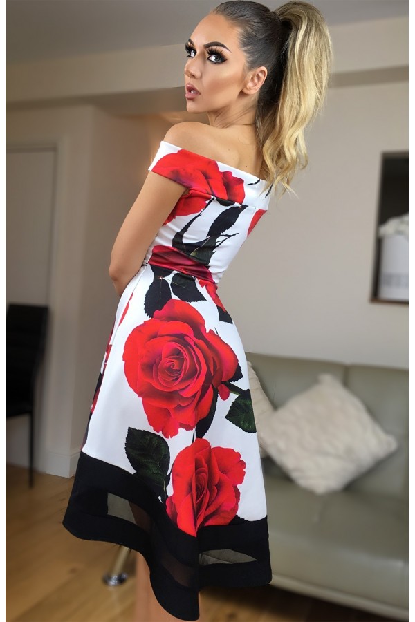 Rochie eleganta cu imprimeuri florale trandafiri